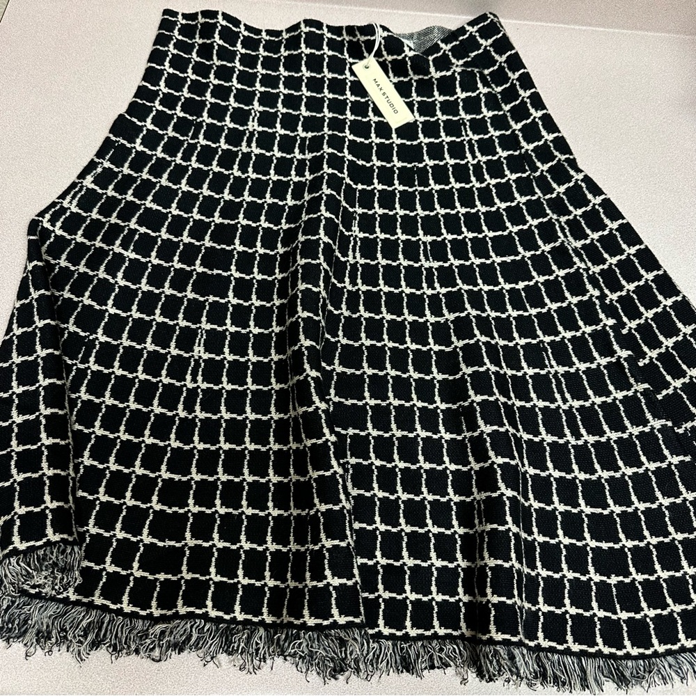 MAX STUDIO Super Soft A-Line Flared Black Tan Skirt with Fringed Hem * SZ L NWT